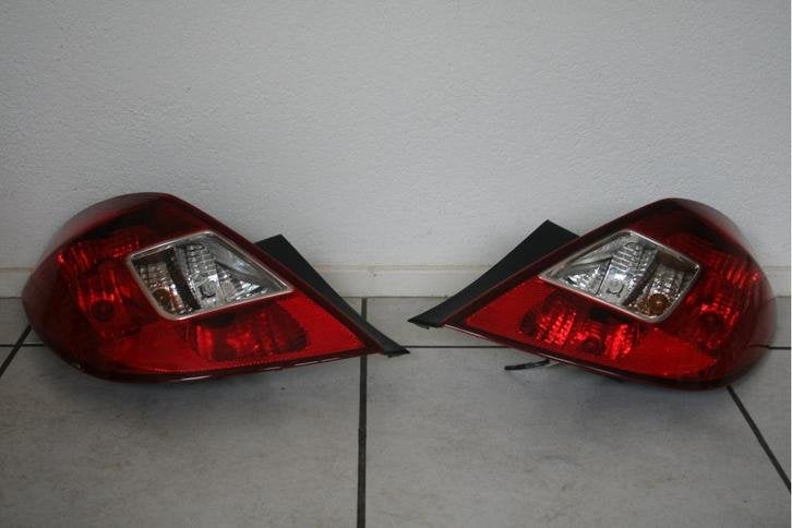 Achterlicht OPEL CORSA D 4 DEURS HB, Niet ingevuld, Gebruikt, Ophalen of Verzenden, Niet ingevuld