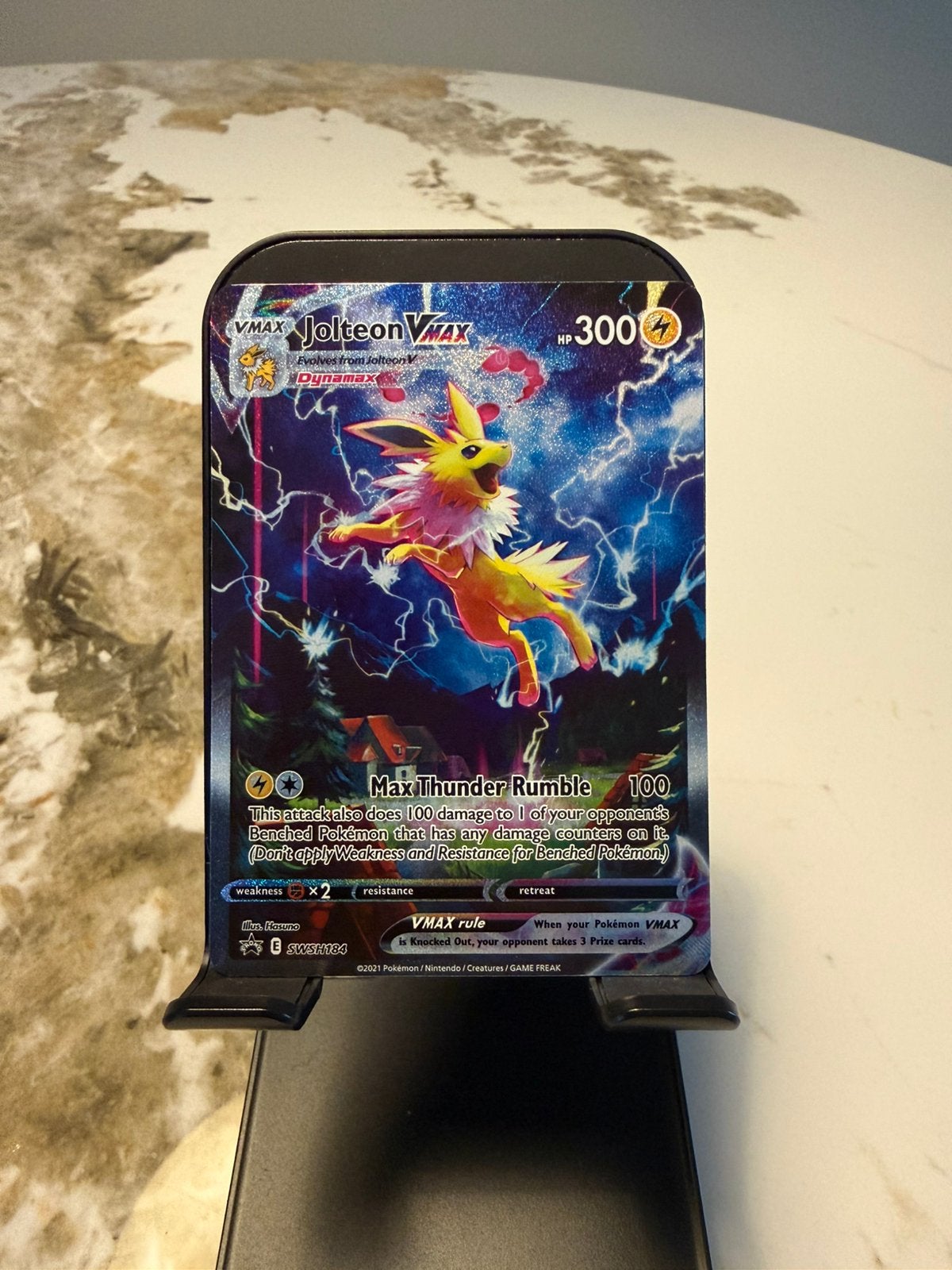 Jolteon Vmax 184, Hobby en Vrije tijd, Verzamelkaartspellen | Pokémon, Ophalen, Zo goed als nieuw