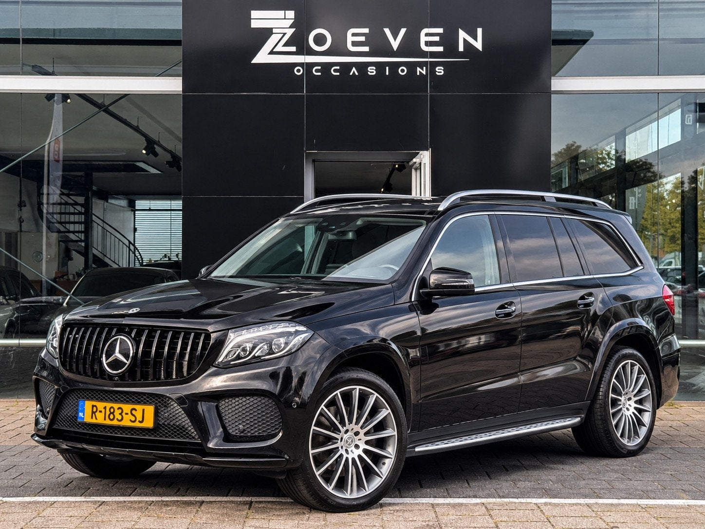 Mercedes-Benz GLS Mercedes GLS 350d 4MATIC | 7-PERS | PANO |, Dealer onderhouden, Gebruikt, 259 pk, 7 stoelen