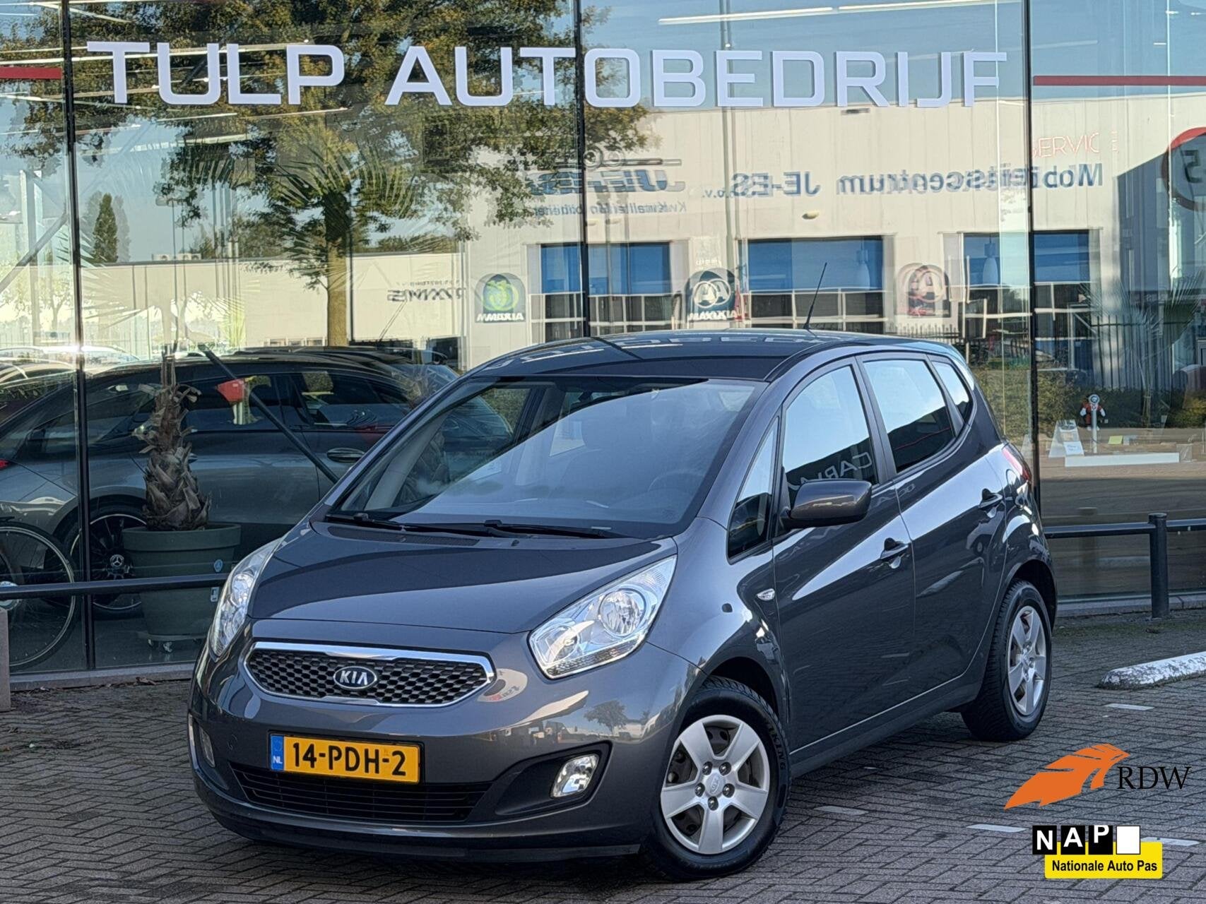 Kia Venga 1.4 CVVT Seven Airco Cruise NAV Trekhaak Allseason, Voorwielaandrijving, Euro 5, Stof, Gebruikt