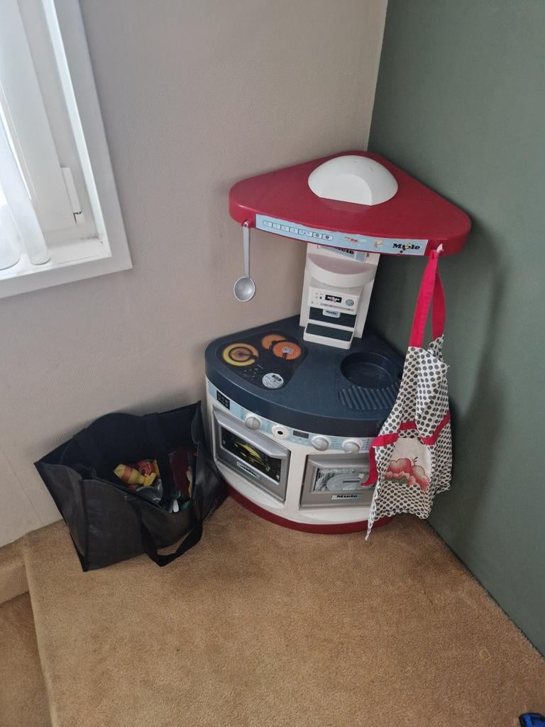 Miele Speelgoedkeuken met Licht, Geluid en Accessoires, Ophalen