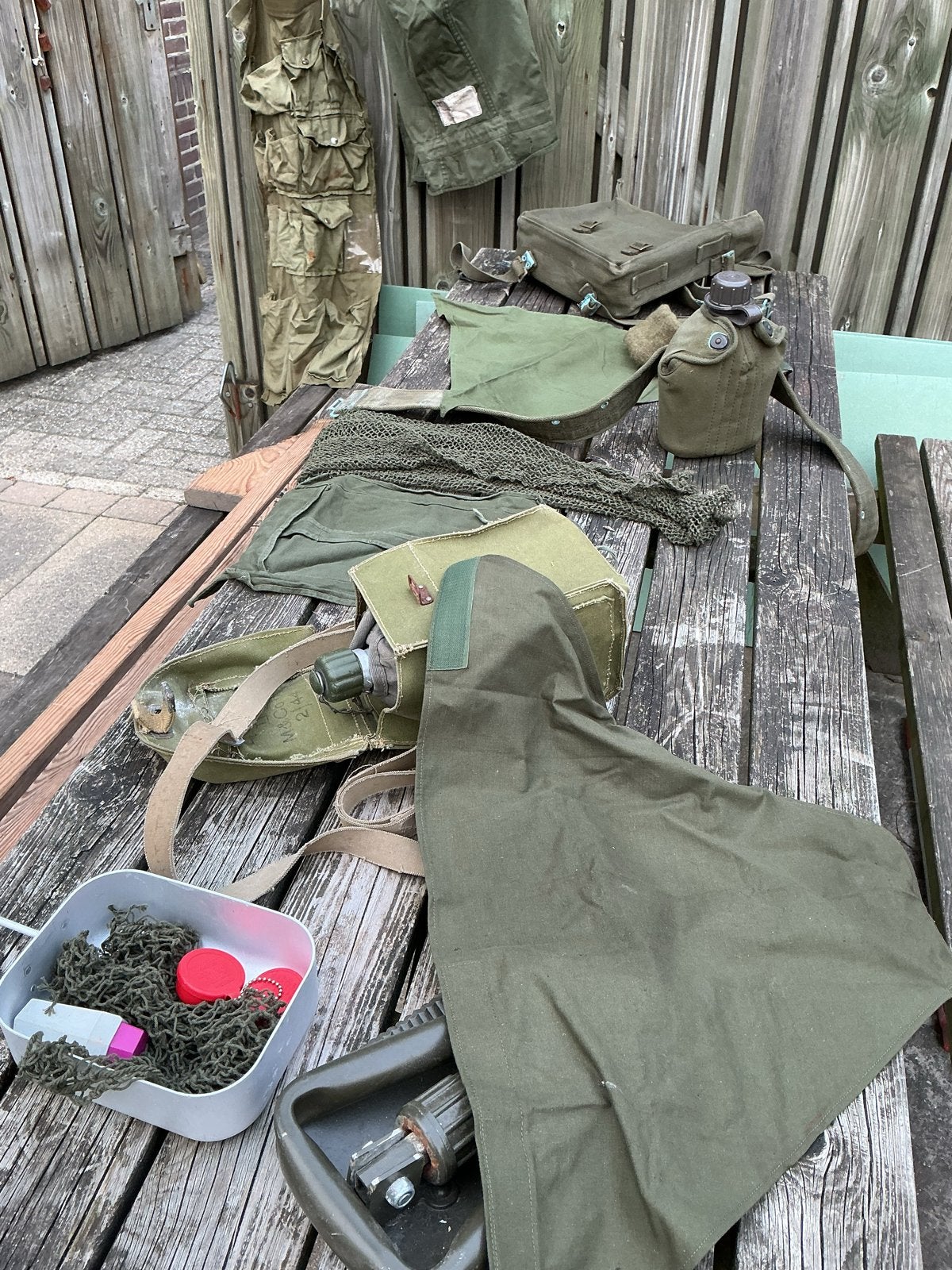 Militair uitrusting pakket - Diverse items, Verzamelen, Militaria | Algemeen, Ophalen of Verzenden, Overige soorten, Overige gebieden