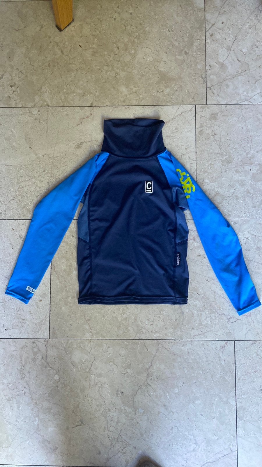 C-skins uv werend shirt maat 116, Ophalen of Verzenden, Zo goed als nieuw