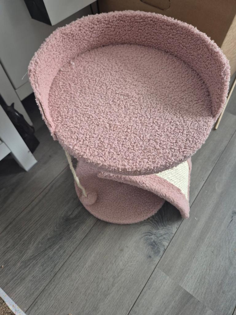 Nieuwe Kitten speel,krabplaat touw met bal, Dieren en Toebehoren, Kattenspeelgoed, Ophalen of Verzenden