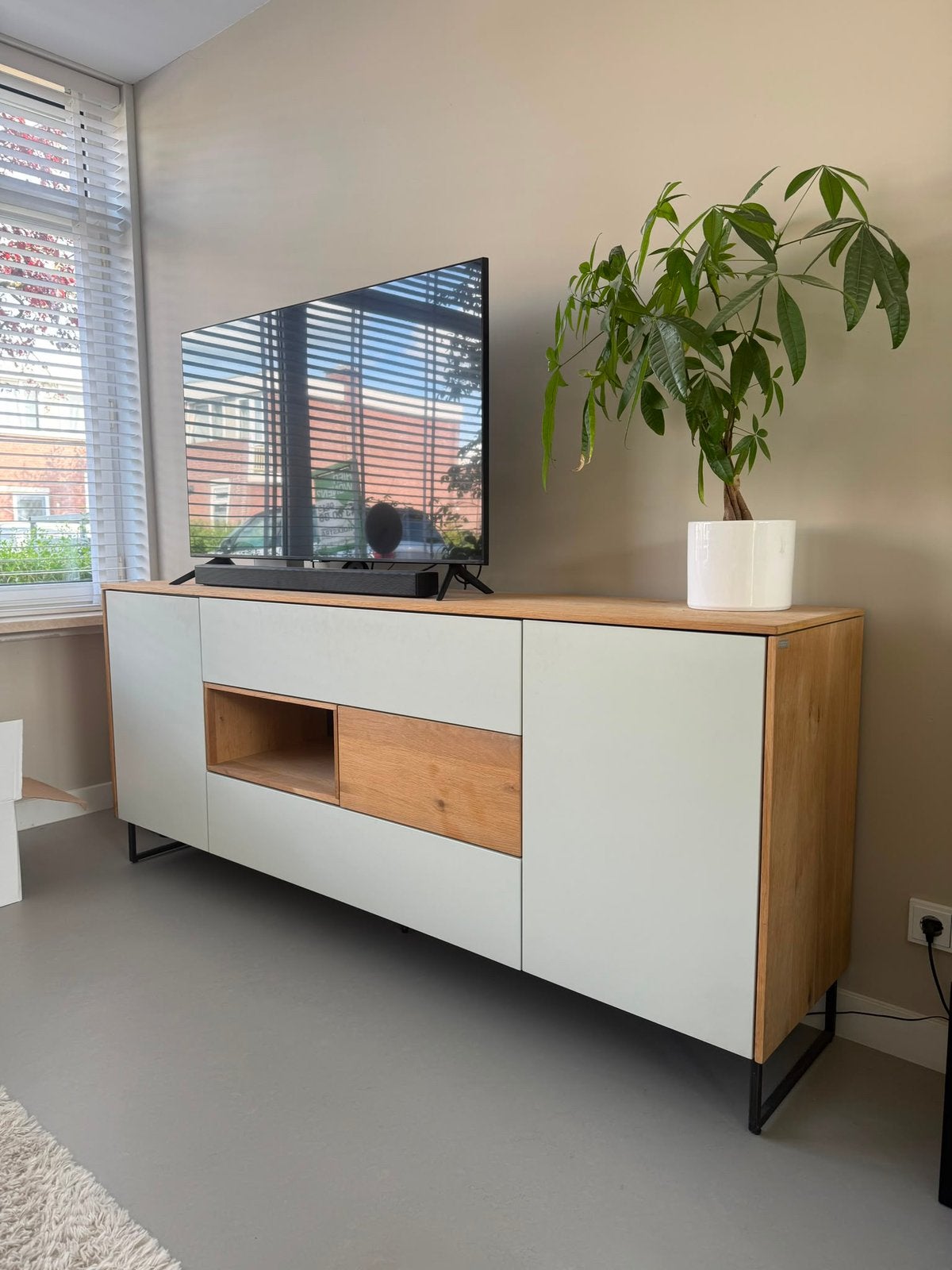 Xooon lindfield 200cm brede dressoir kast, Ophalen, Zo goed als nieuw