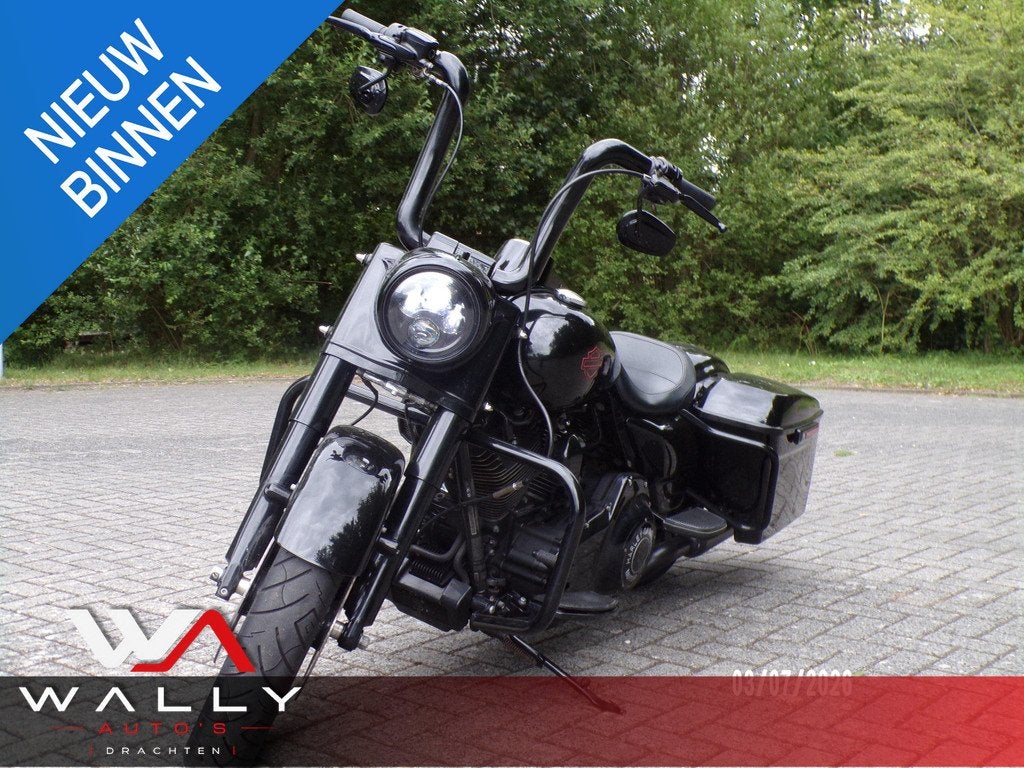 Harley Davidson 103 FLHR Road King roadking black on black, Motoren, Motoren | Harley-Davidson, Laan van Vredenoord 33
2289 DA  Rijswijk, NL