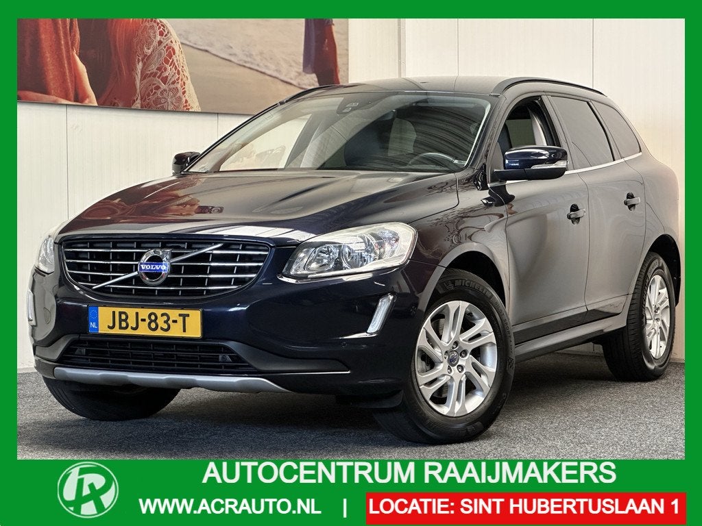 Volvo XC60 2.0 T5 FWD MOMENTUM AUTOMAAT AFN TREKHAAK NAVIGAT, Auto's, 15 km/l, Gebruikt, Zwart, 4 cilinders