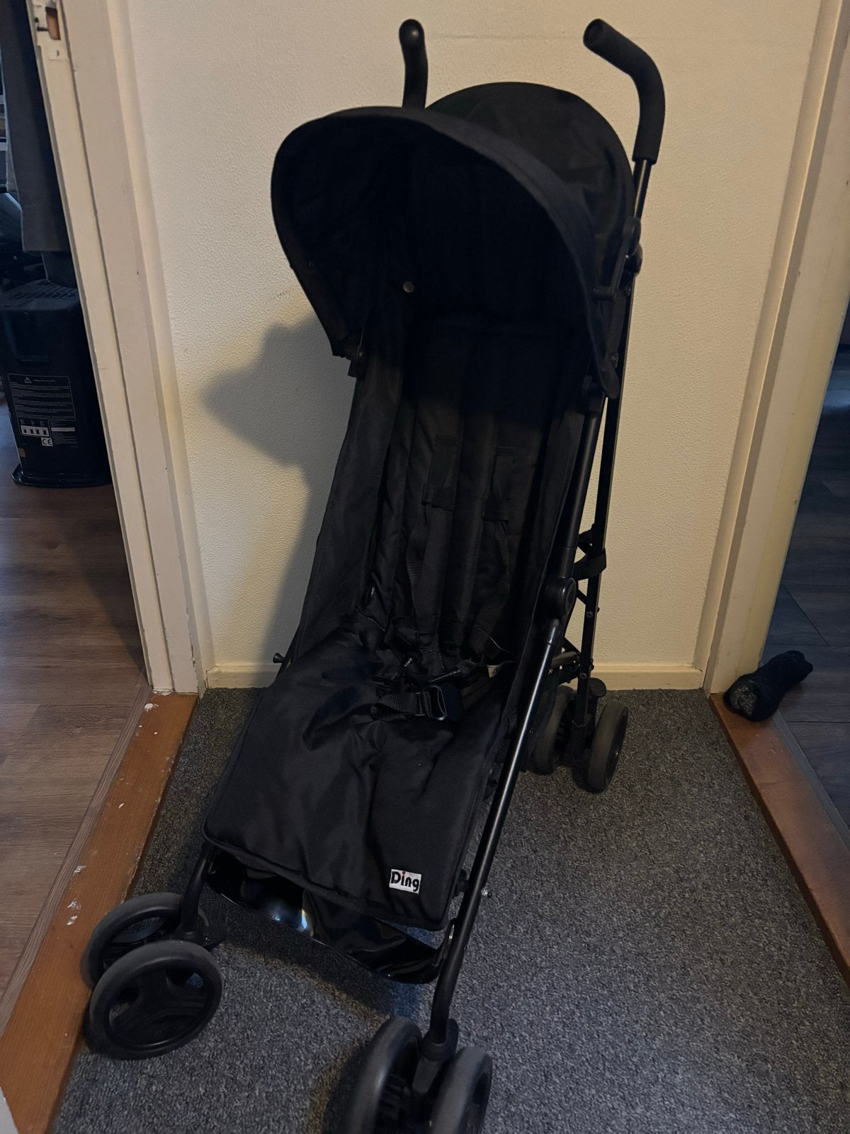 Compacte zwarte buggy - ideaal voor onderweg, Ophalen, Gebruikt, Overige merken, Verstelbare rugleuning