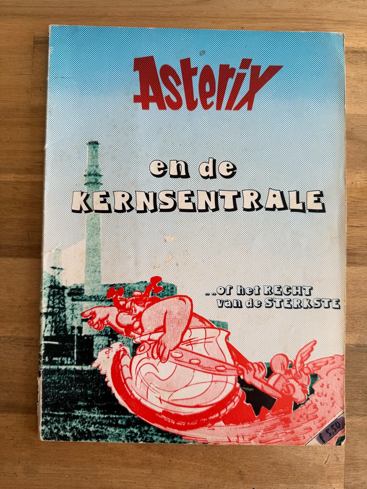 Parodie strip Asterix en de kernsentrale (1979), Eén stripboek, Ophalen of Verzenden, Gelezen