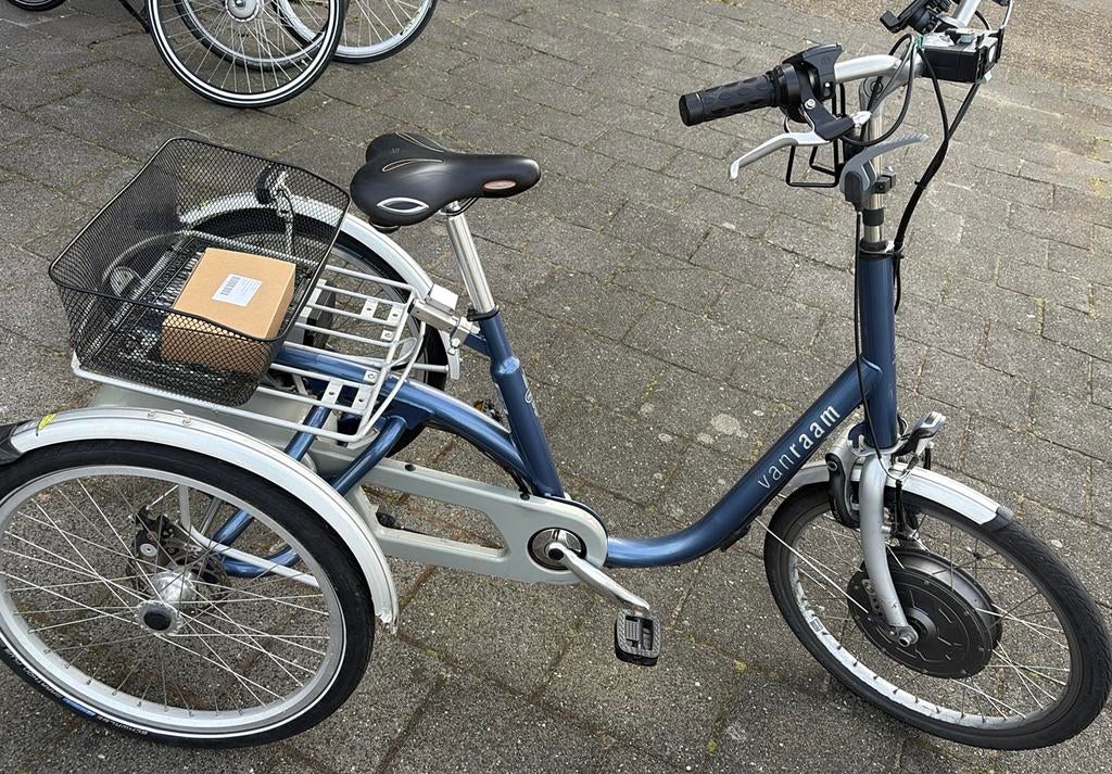 Van raam Maxi elektrische driewieler in goede staat, Ophalen of Verzenden, Zo goed als nieuw