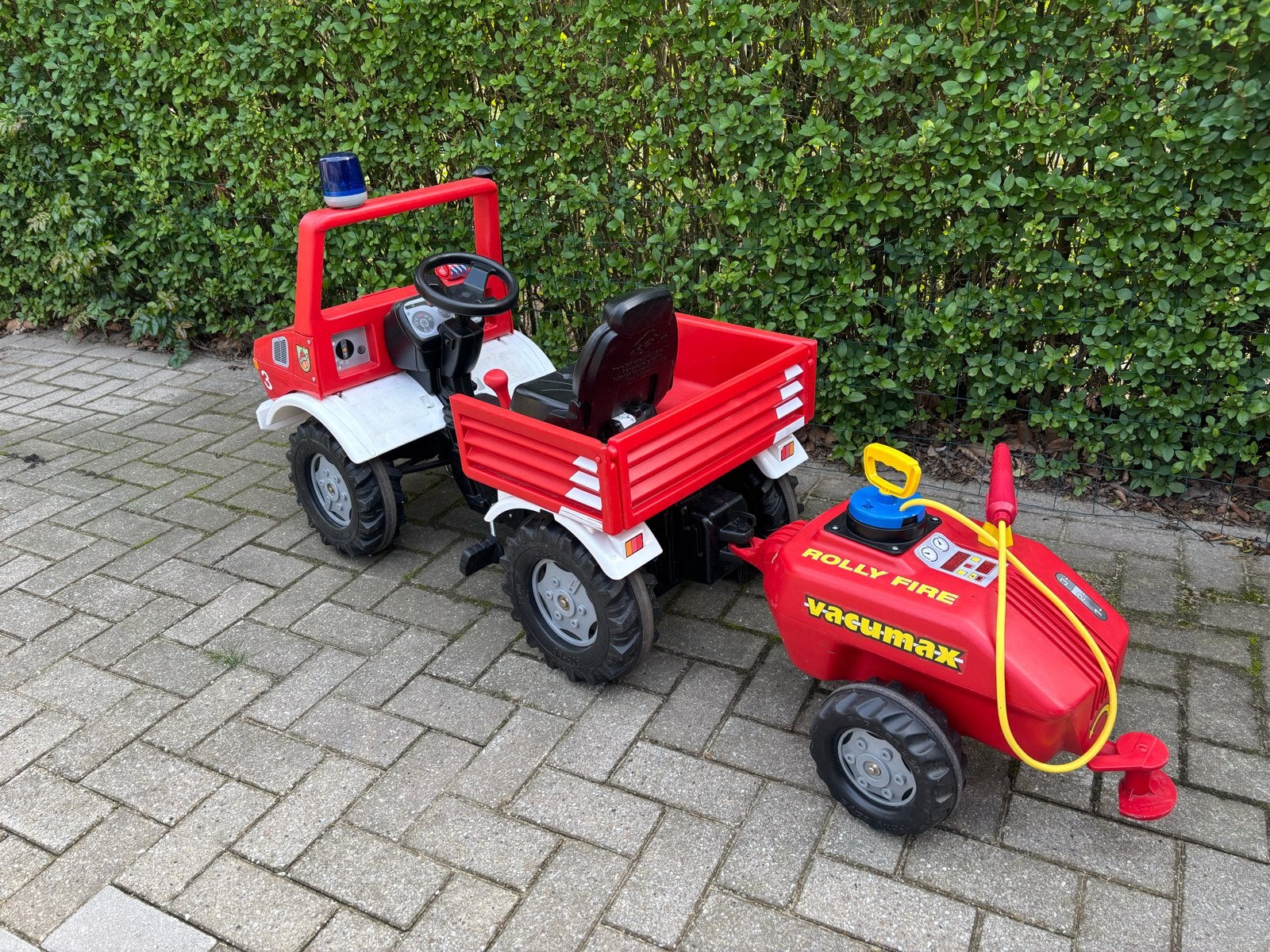 Rolly Toys Brandweer trapauto met waterkanon, Kinderen en Baby's, Ophalen, Zo goed als nieuw, Trapvoertuig