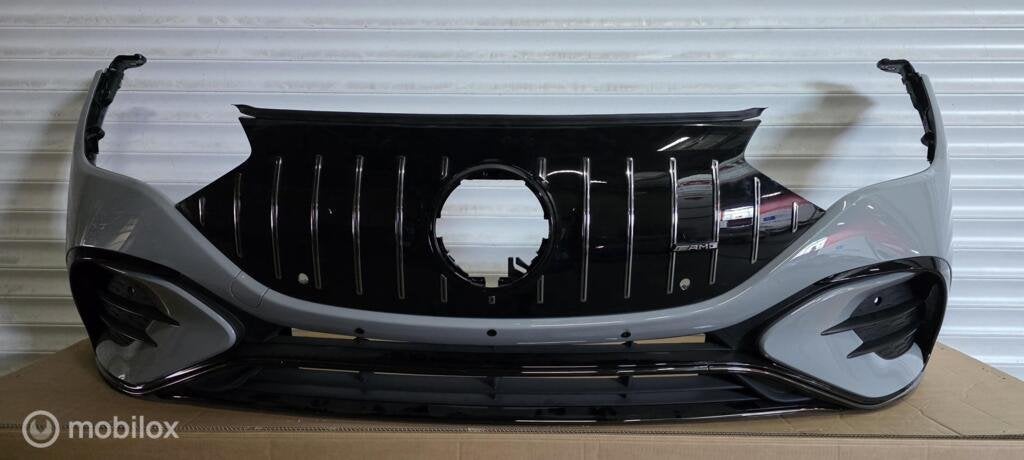 Mercedes EQE bumper voor Amg line W295 A2958854501, Gebruikt, Voor, Mercedes-Benz, Ophalen of Verzenden