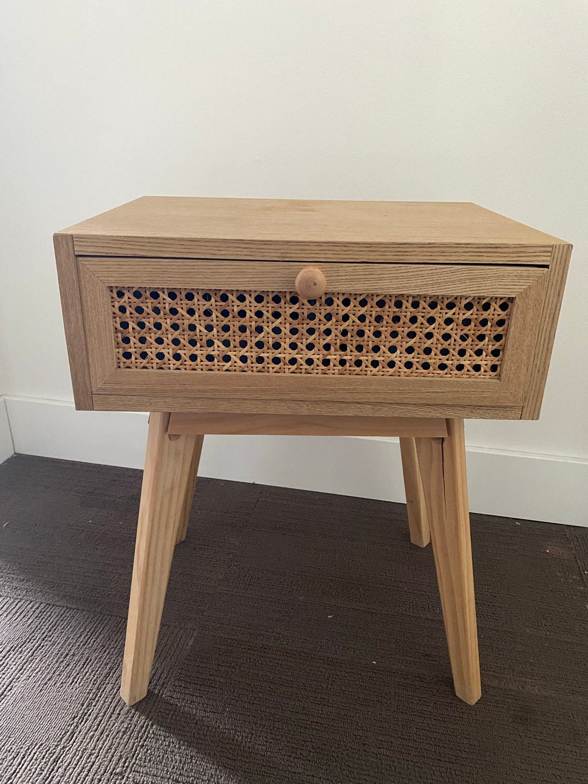 Leuk nachtkastje met rotan lade - 50x40x30 cm, Gebruikt, Minder dan 45 cm, Ophalen of Verzenden, Minder dan 55 cm