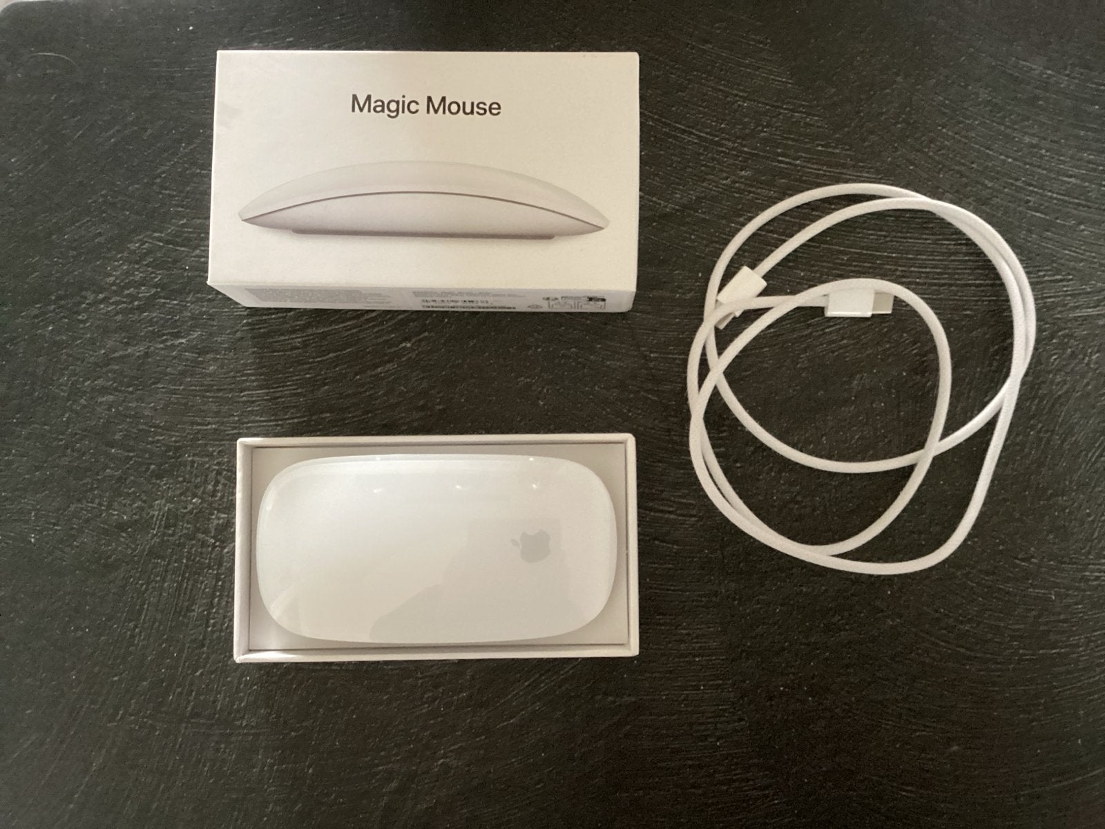 Apple Magic Mouse 2 - Draadloze Muis, Computers en Software, Rechtshandig, Muis, Ophalen of Verzenden, Zo goed als nieuw