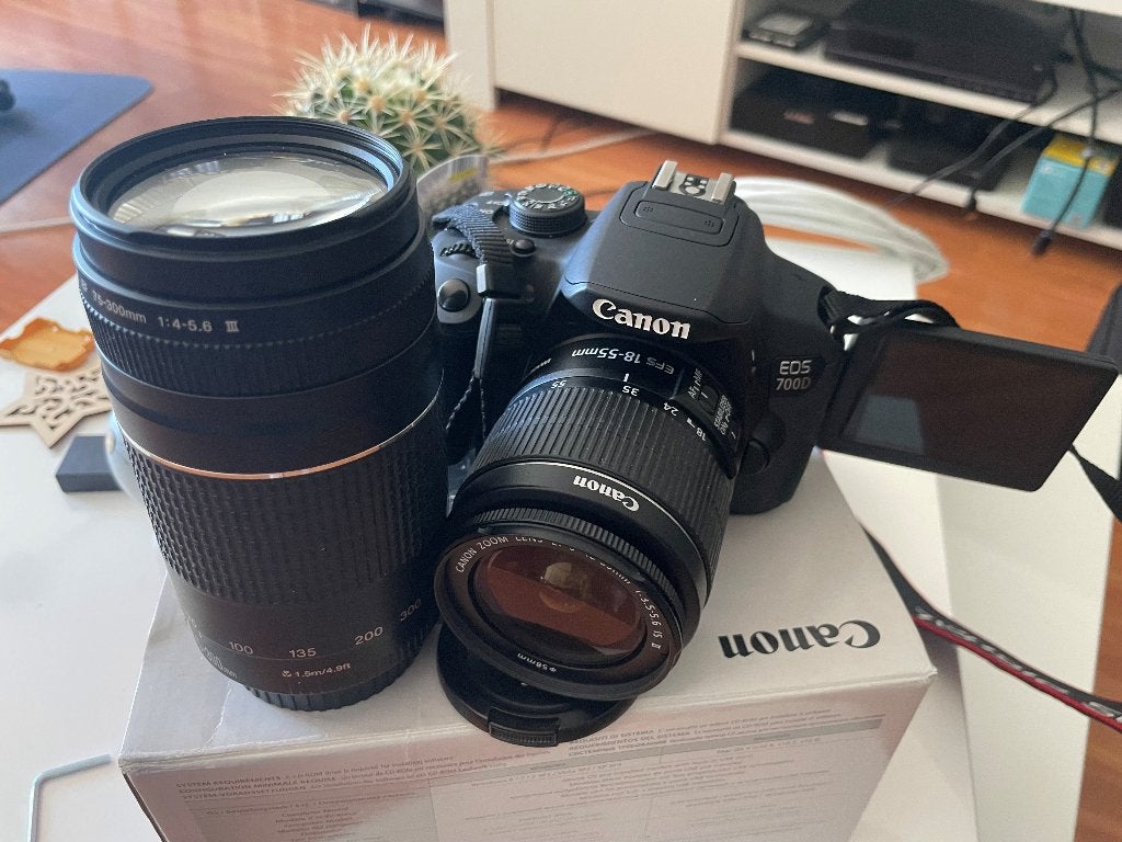 Canon 700D (vlog)camera touchscreen 6429cl 2 lenzen +fototas, Ophalen, Spiegelreflex, Canon, 18 megapixels
