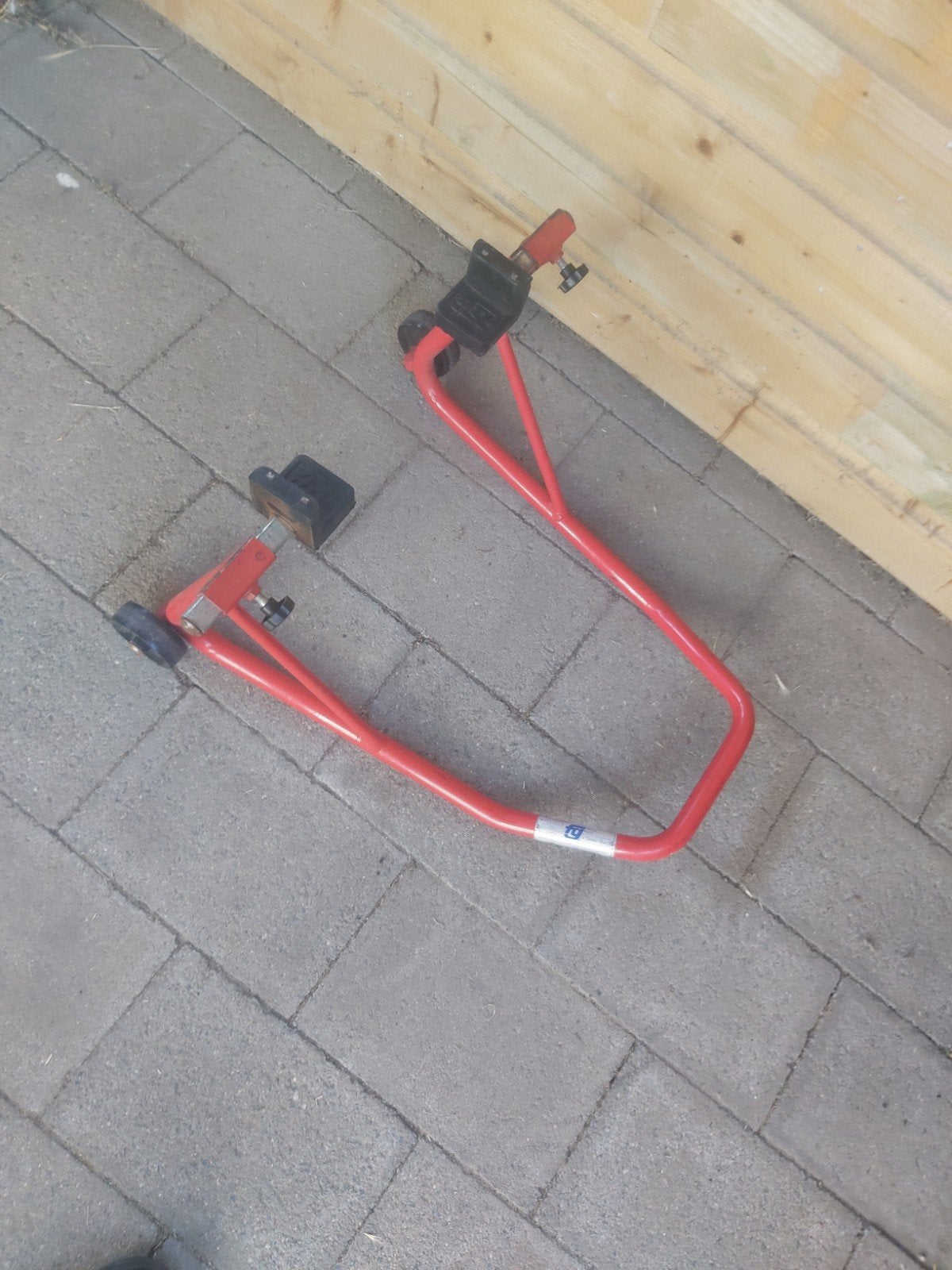 Rode motorfiets paddockstand / achterwielstandaard, Ophalen of Verzenden, Gebruikt