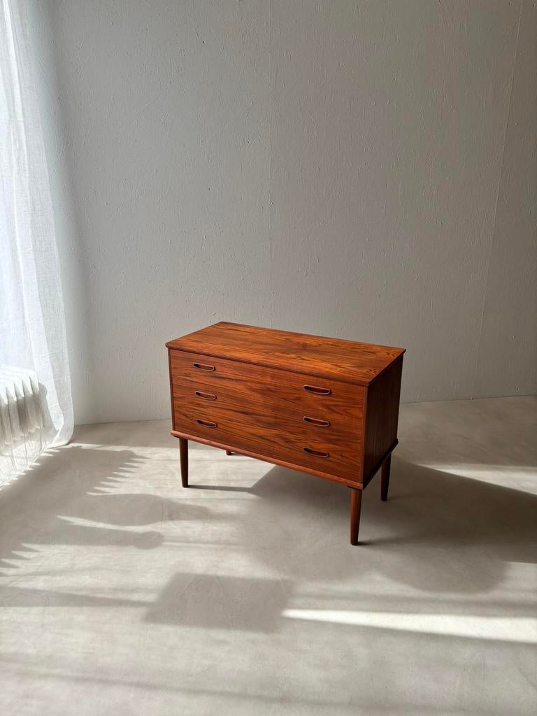 Volledig gerenoveerde teak ladekast 60s vintage design kast, Ophalen of Verzenden, Zo goed als nieuw, Danish design, Overige materialen
