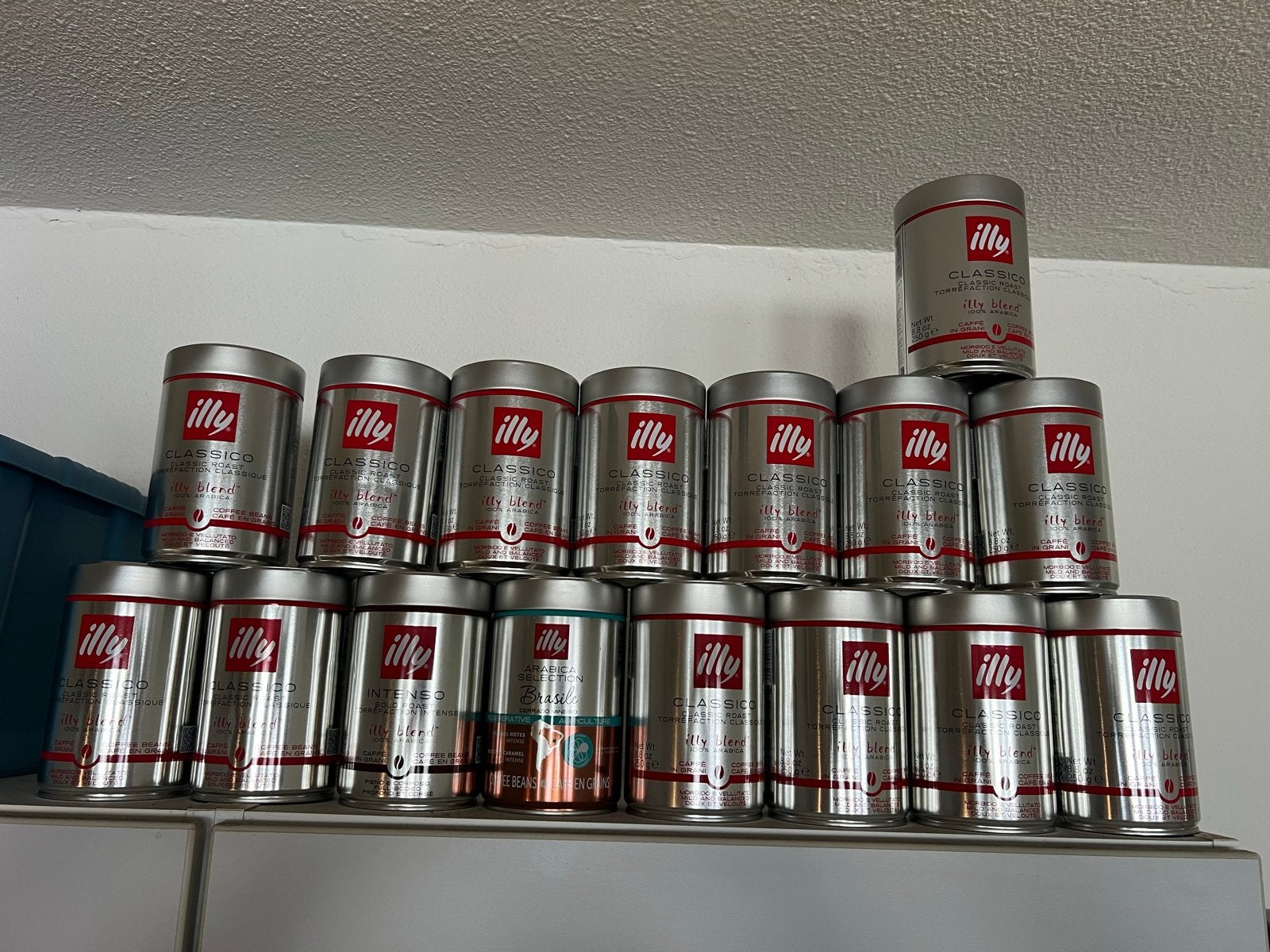 Lege en schone Illy blikjes - diverse soorten 30 stuks, Verzenden, Gebruikt, Koffie, Overige merken