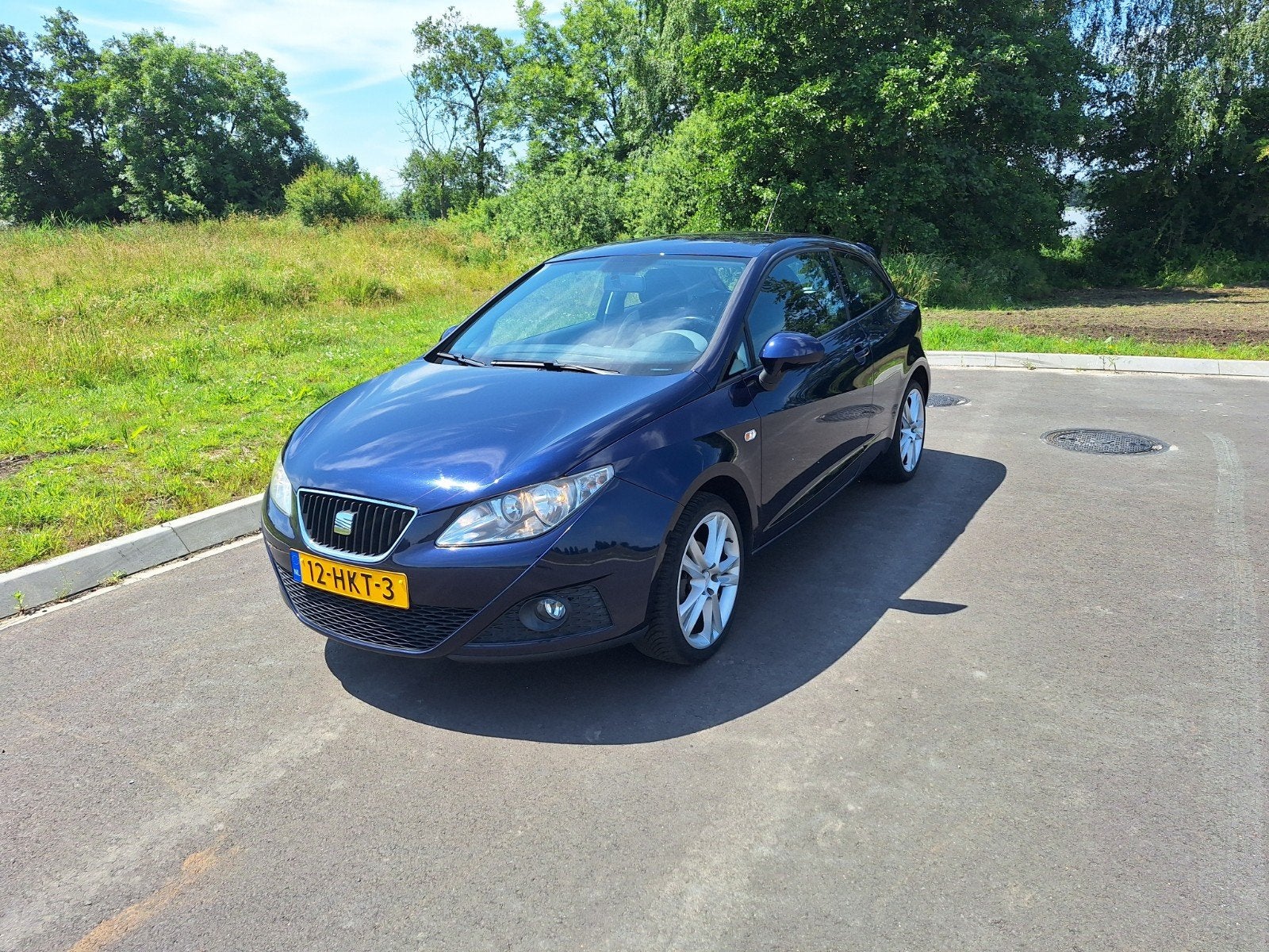 Seat Ibiza Sportup 1.6 2009, Auto's, 40 €/maand, Zwart, Ibiza, Origineel Nederlands