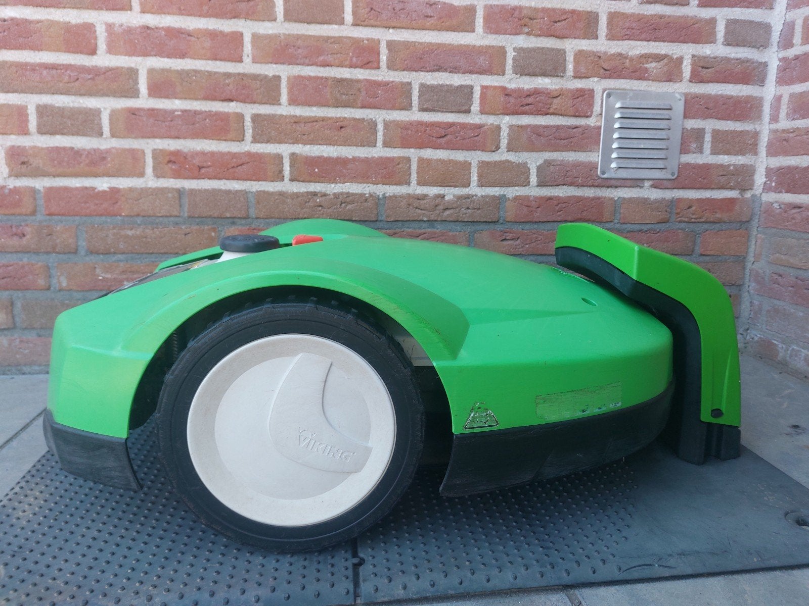 Viking iMow MI 632 Robotmaaier - Gebruikt, Ophalen, Gebruikt, Accu-grasmaaier, Mulchfunctie