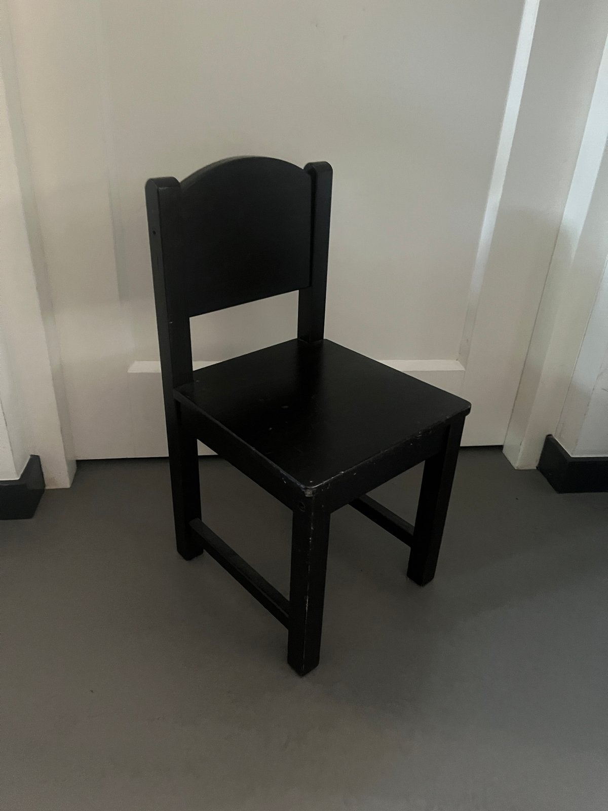 IKEA SUNDVIK kinderstoel - Zwart, Kinderen en Baby's, Kinderstoelen, Ophalen, Gebruikt, Overige typen