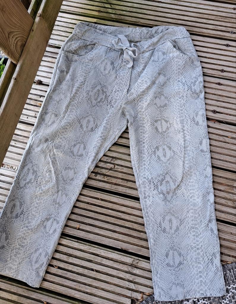 Leuke stretch broek met slangenprint,weinig gedragen., Ophalen of Verzenden, Zo goed als nieuw, Lang