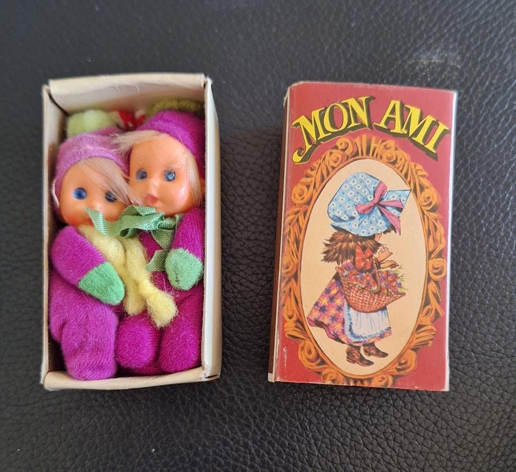 Vintage Mon Ami Babypopjes in Doosje - Jaren '70, Verzamelen, Poppen, Zo goed als nieuw, Babypop, Ophalen of Verzenden