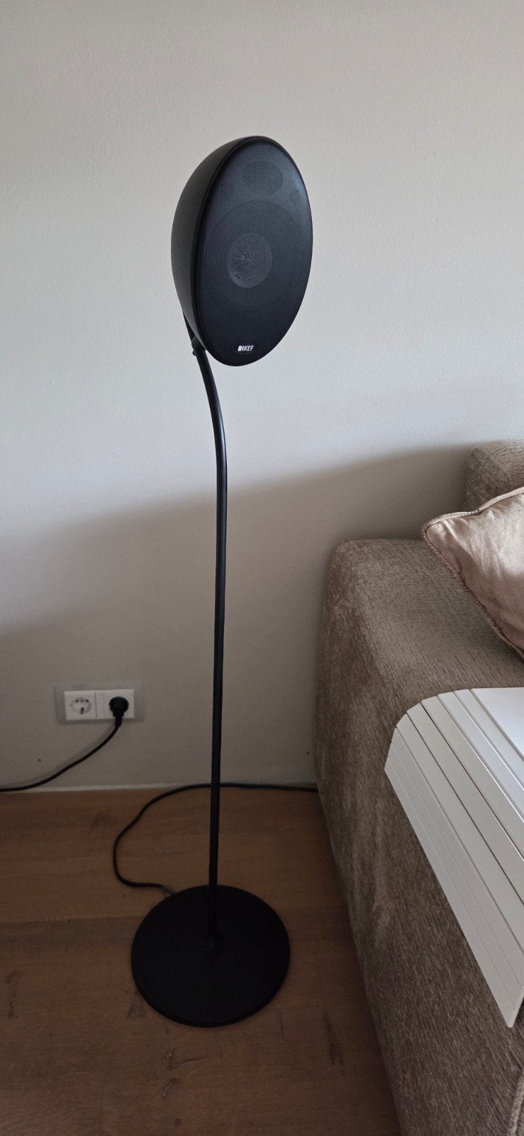 KEF E305 5.1 speakerset +Sony Str-dn 1060 versterker, Speakerset, Zo goed als nieuw, Ophalen, 150 watt of meer
