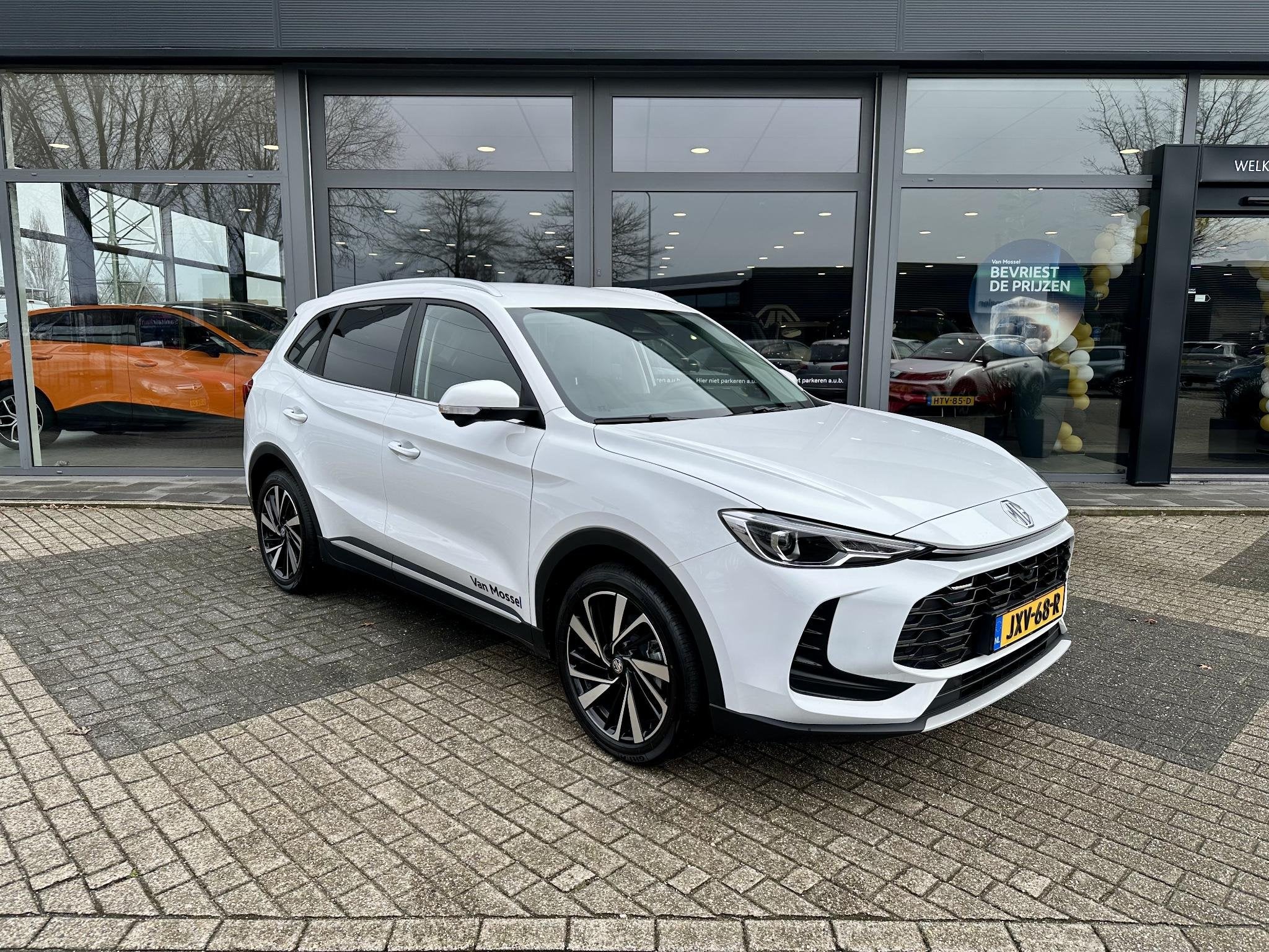 MG ZS 1.5 Hybrid+ Aut. Luxury | Leder | Elektrische stoelen