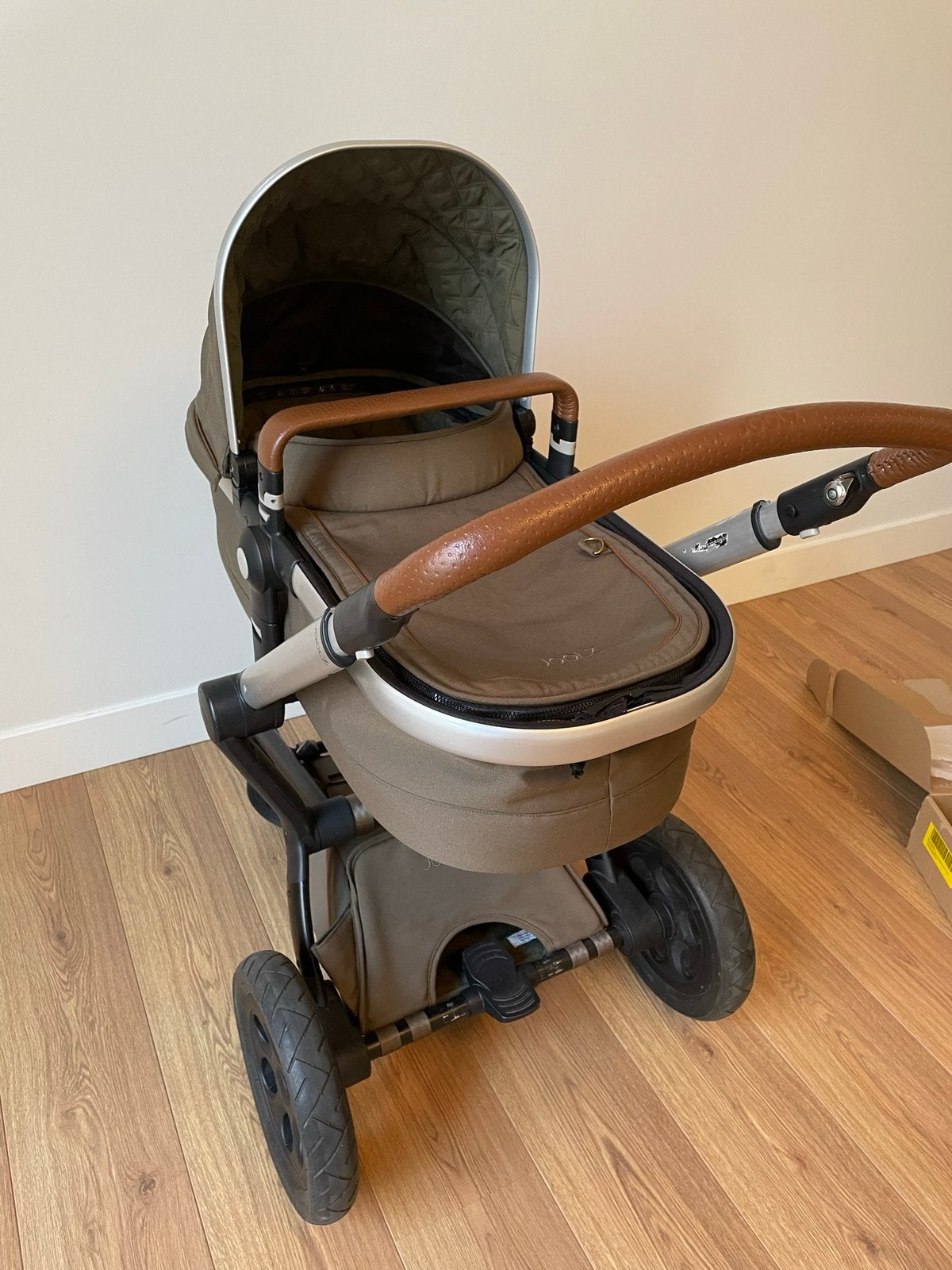 Joolz kinderwagen Forest Green inclusief complete set., Gebruikt, Met reiswieg, Ophalen, Kinderwagen