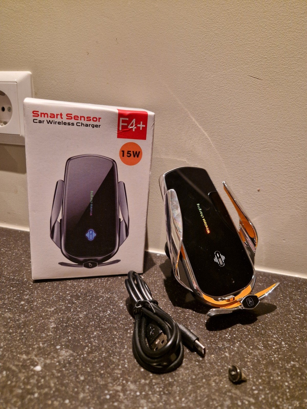 Smart Sensor Car Wireless Charger 15W, Verzenden, Zo goed als nieuw, Auto