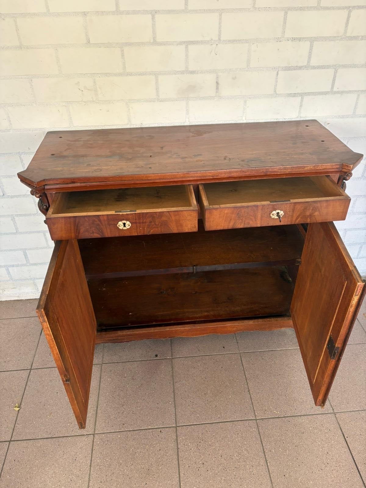 Antiek mahoniehouten dressoir met lades en deuren, Antiek en Kunst, Ophalen