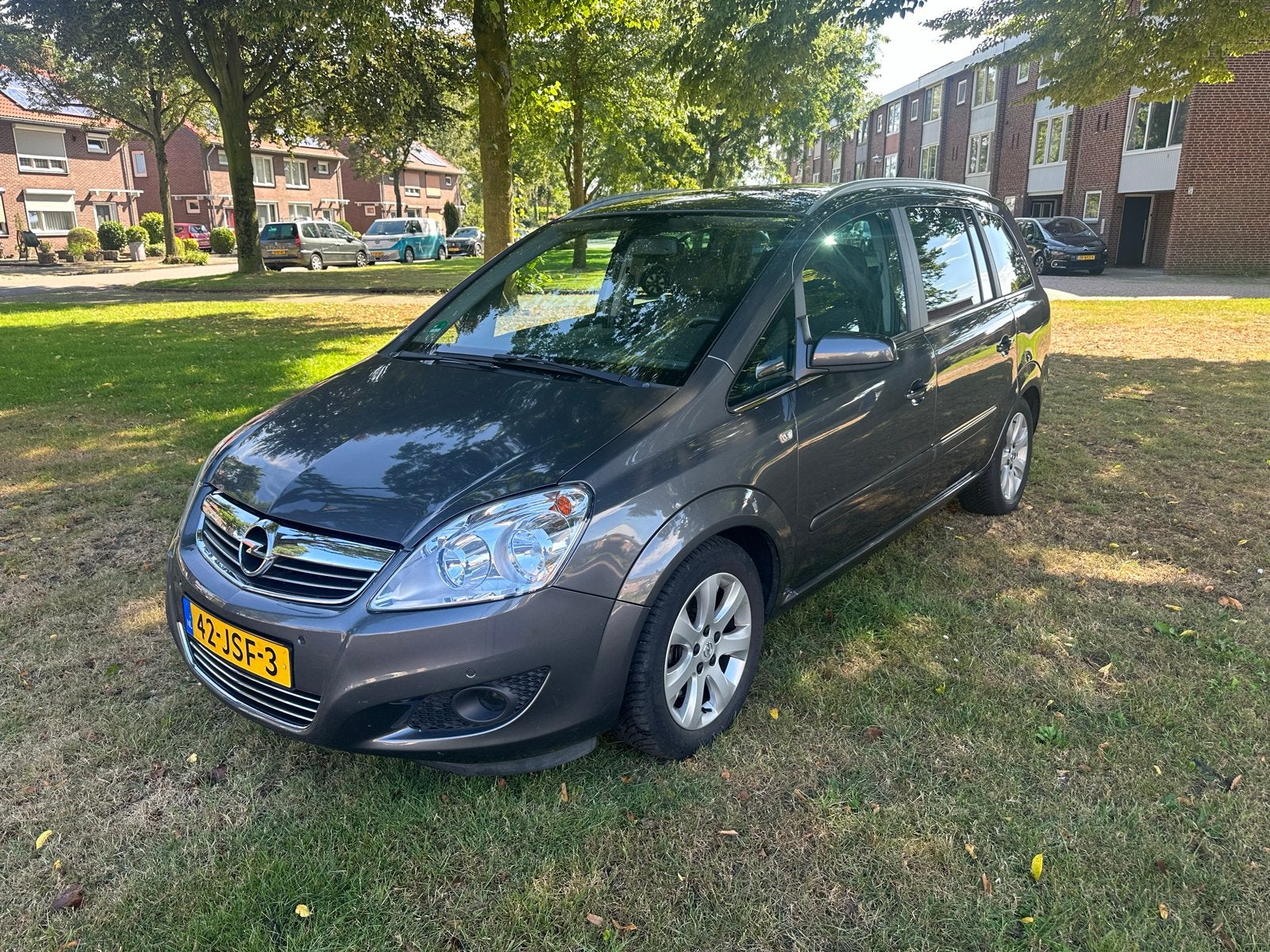 Opel Zafira 2.2 Cosmo, Voorwielaandrijving, 4 cilinders, 7 stoelen, Origineel Nederlands