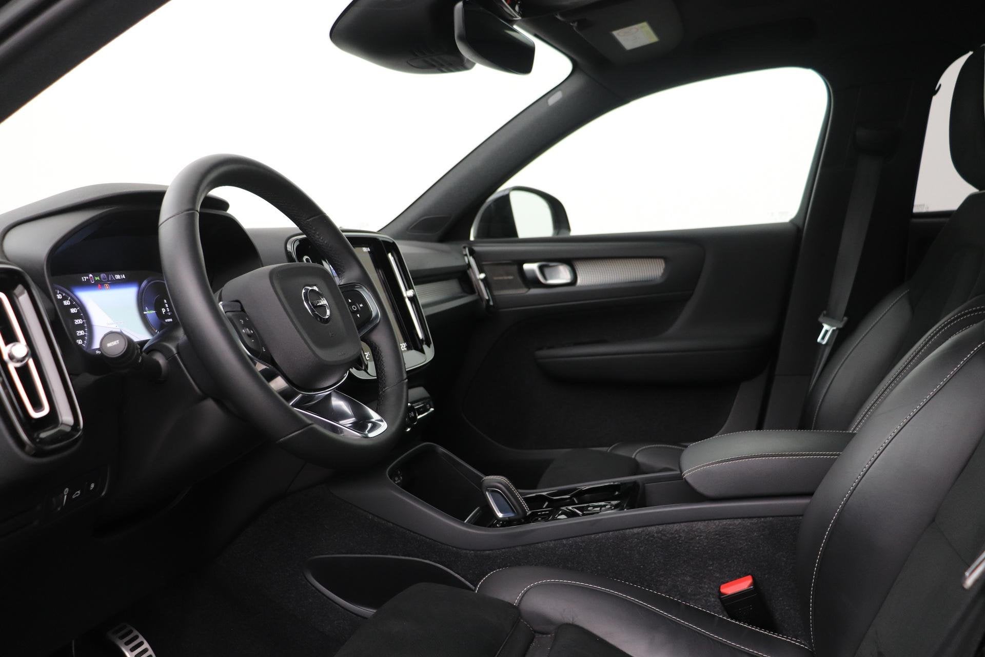 Volvo XC40 T5 Recharge R-Design | Panoramadak | 360 Camera, Auto's, Automatische klimaatregeling, Euro 6, 1712 kg, Leder en Stof
