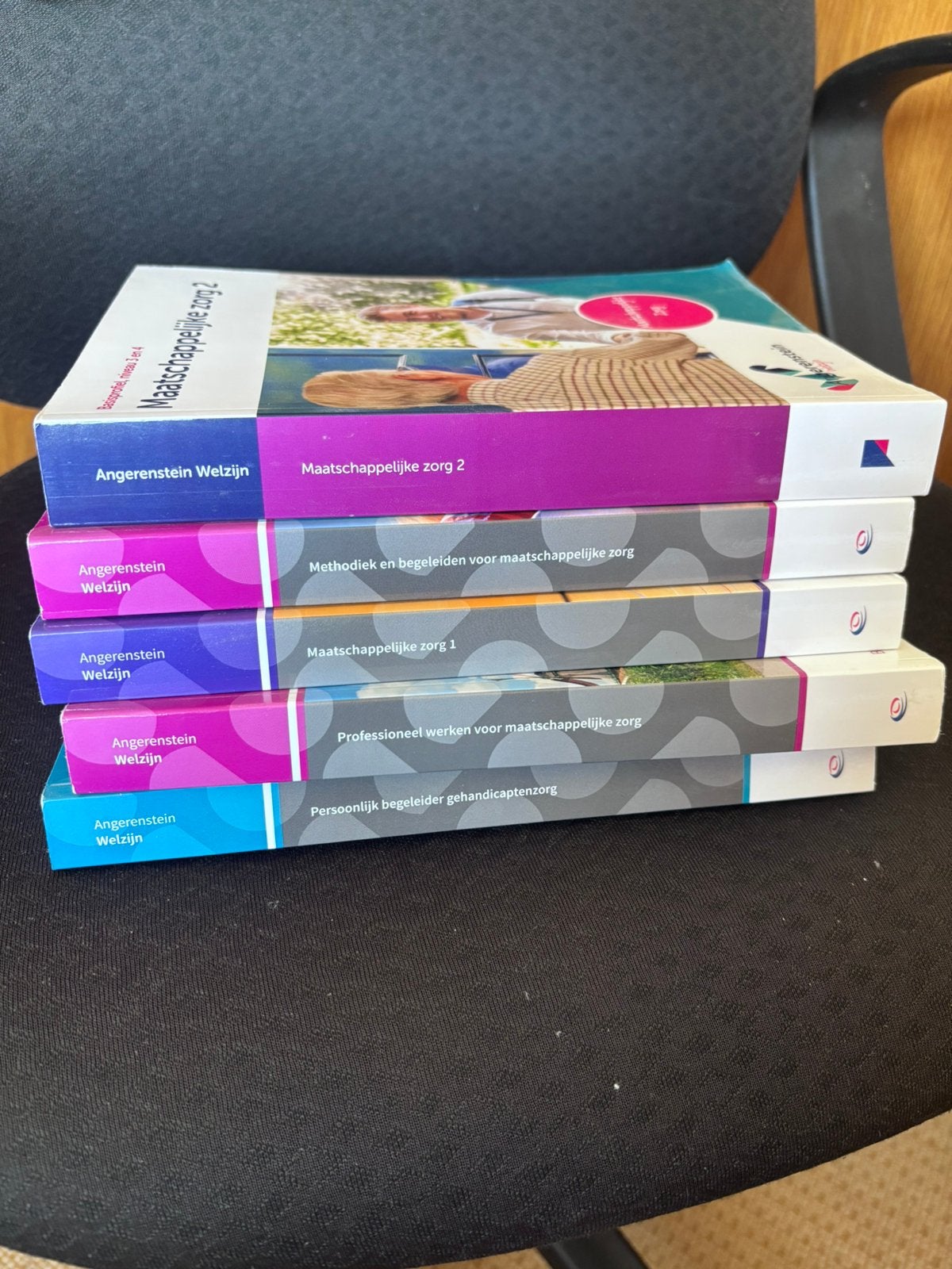 Schoolboeken gehandicaptenzorg/maatschappelijke zorg, Boeken, Schoolboeken, Ophalen of Verzenden, Zo goed als nieuw, Overige niveaus