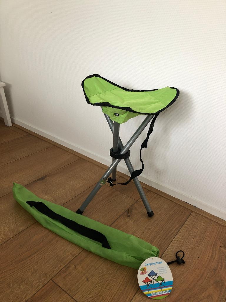 Handig camping krukje groen Nieuw! met tas, Ophalen of Verzenden, Nieuw, Campingstoel