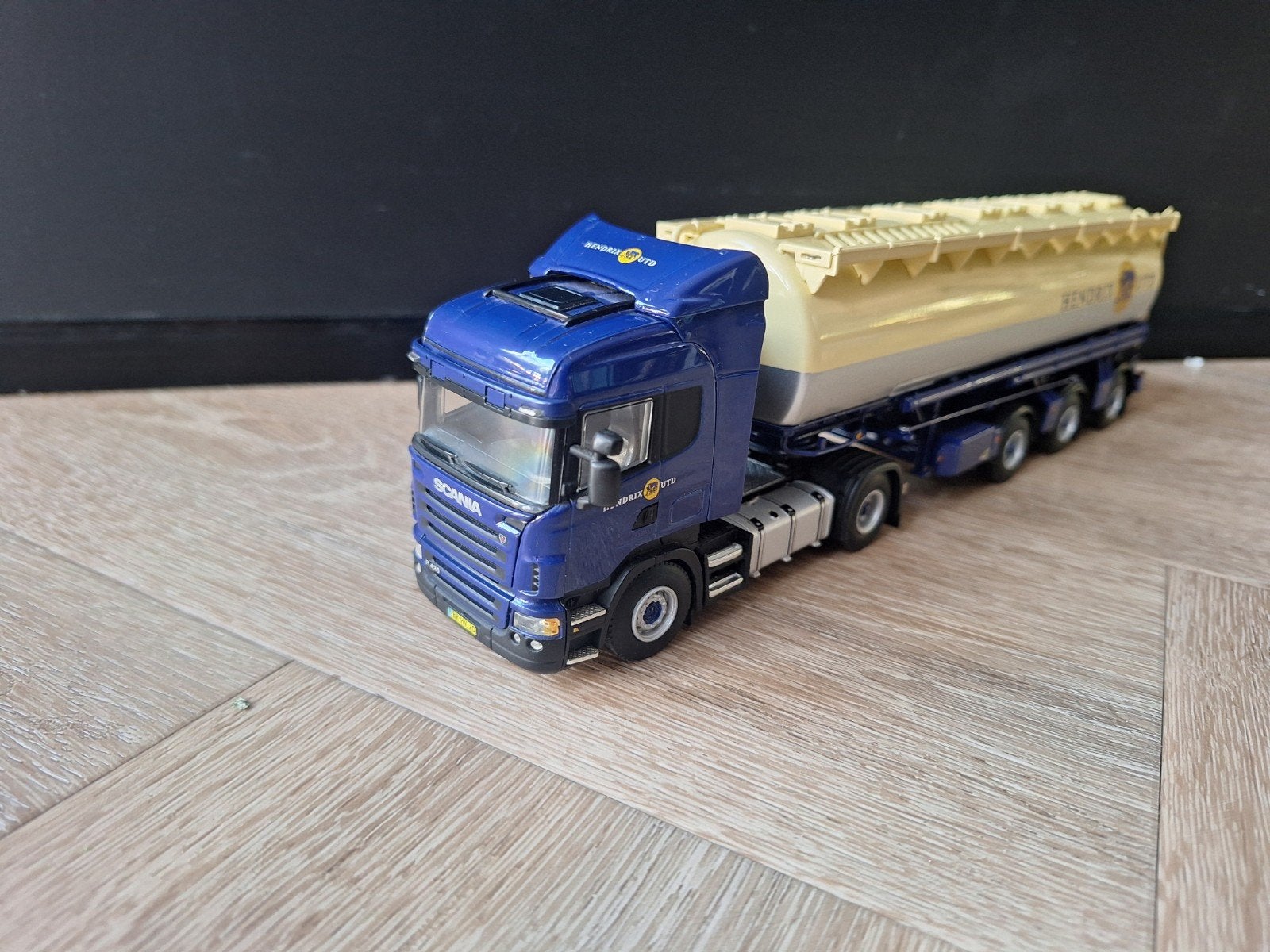 WSI Scania R420 Welgro Hendrix UTD model vrachtwagen, Hobby en Vrije tijd, Modelauto's | 1:50, Ophalen of Verzenden, Zo goed als nieuw