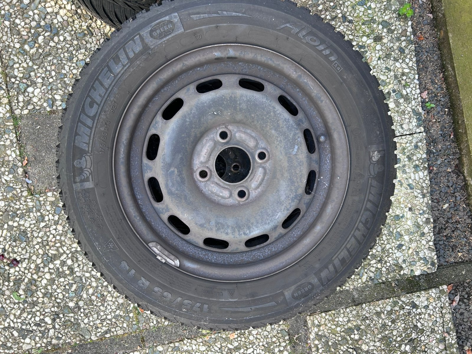 Winterbanden met velg Ford Fiesta 2014, Ophalen, Gebruikt