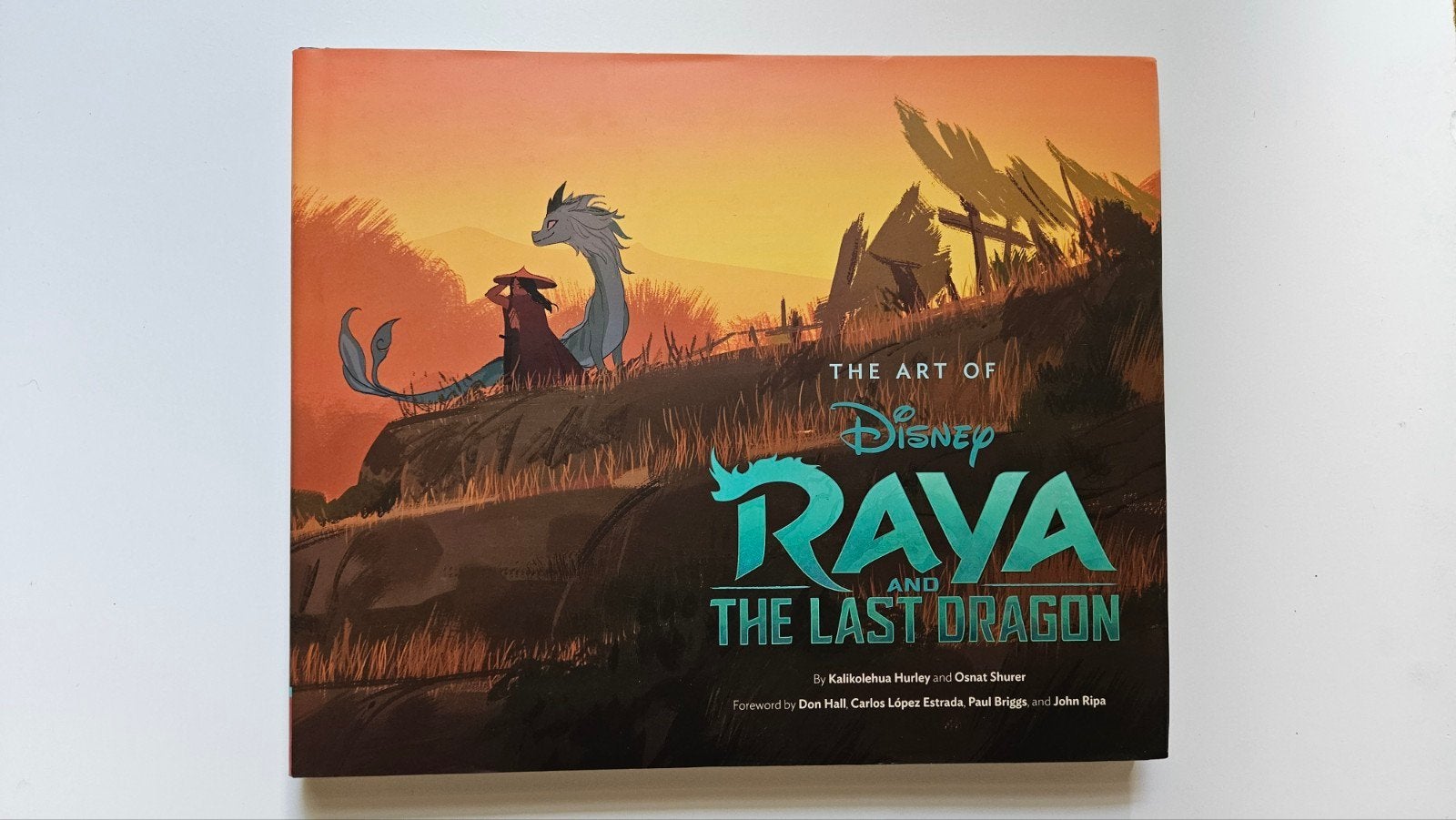 The Art of Disney Raya and the Last Dragon Boek, Ophalen of Verzenden, Overige figuren, Zo goed als nieuw