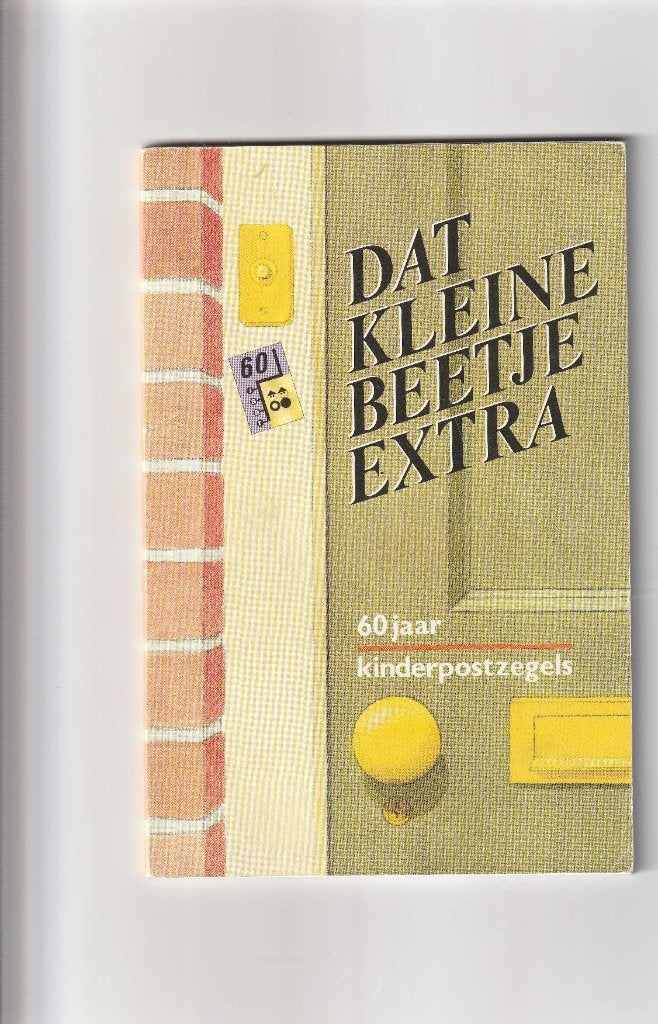 BOEK "DAT KLEINE BEETJE EXTRA" 60 JAAR KINDERPOSTZEGELS, Postzegels en Munten, Ophalen of Verzenden, Boek of Tijdschrift