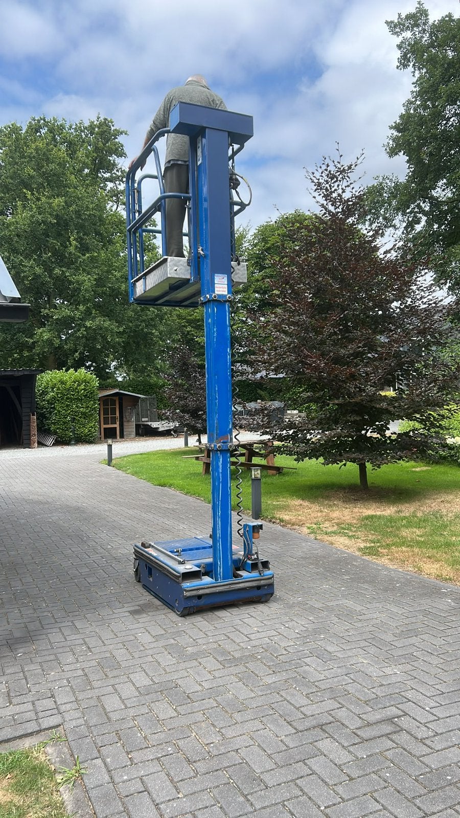 Compacte hoogwerker tot 4.5m hoogte, Zakelijke goederen, Machines en Bouw | Liften, Steigers en Ladders, Ophalen