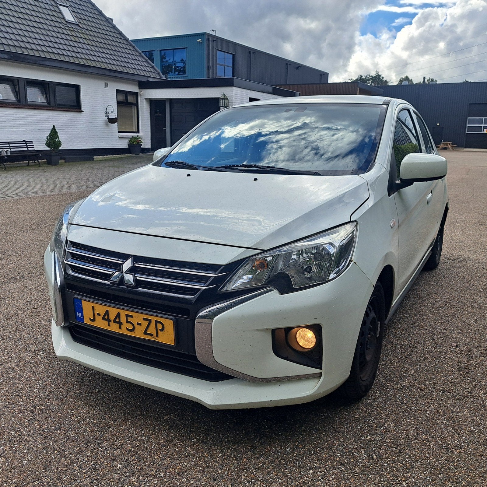 Mitsubishi Space Star 1.0 Mivec 71PK Cleartec As&g 2020 Wit, Auto's, Voorwielaandrijving, Wit, Origineel Nederlands, Handgeschakeld