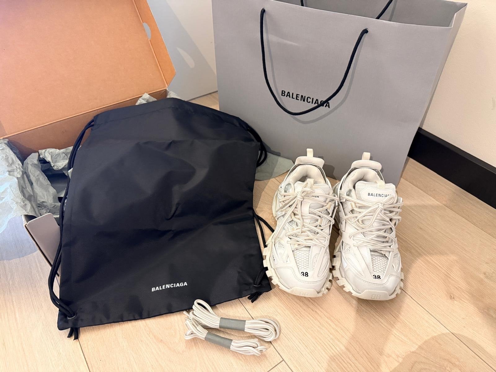 Balenciaga Track Sneakers Maat 38 - Zo goed als nieuw, Ophalen of Verzenden, Zo goed als nieuw, Wit, Sneakers of Gympen