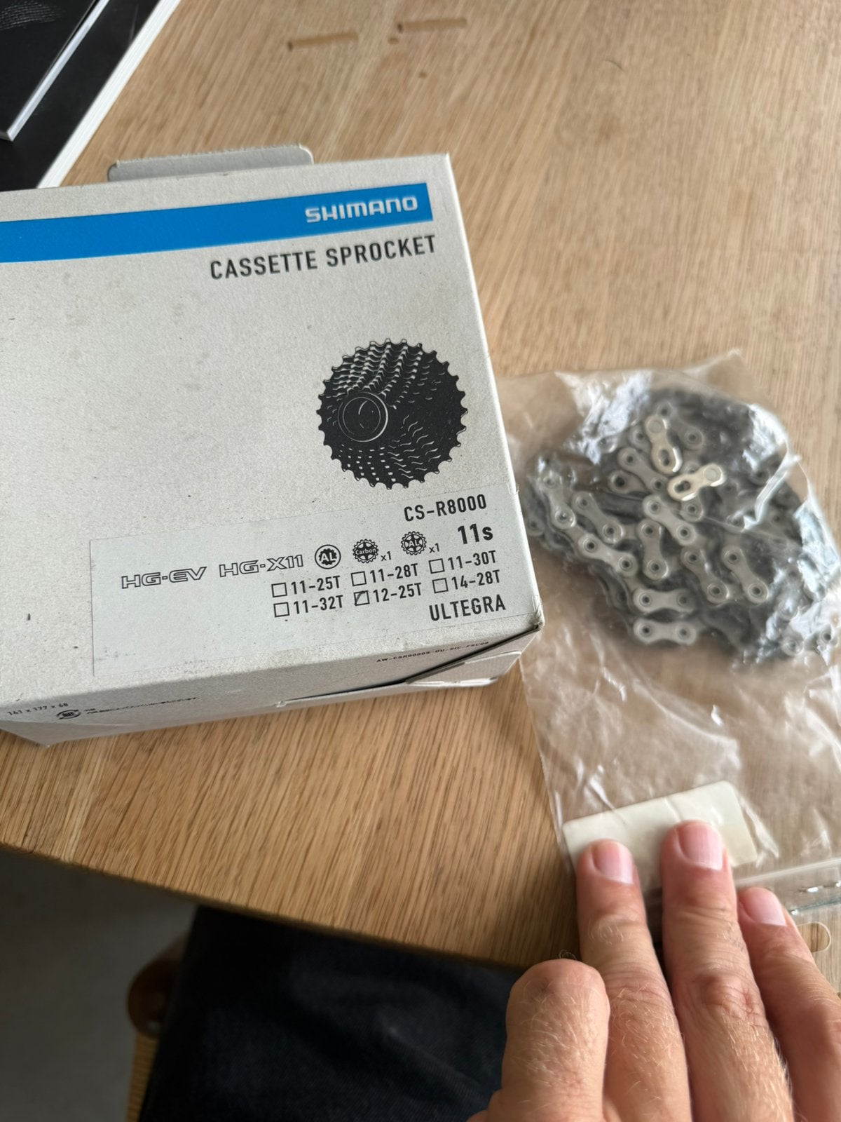 Ultegra cassette 11 speed en xtr ketting, Ophalen of Verzenden, Nieuw, Derailleur of Ketting, Staal