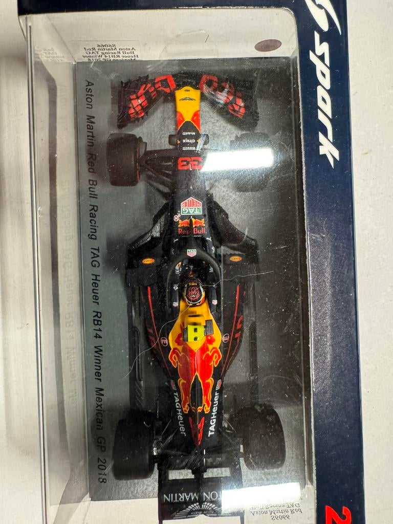 Max Verstappen 1:43 RB14, Ophalen of Verzenden, Zo goed als nieuw, Auto, Overige merken