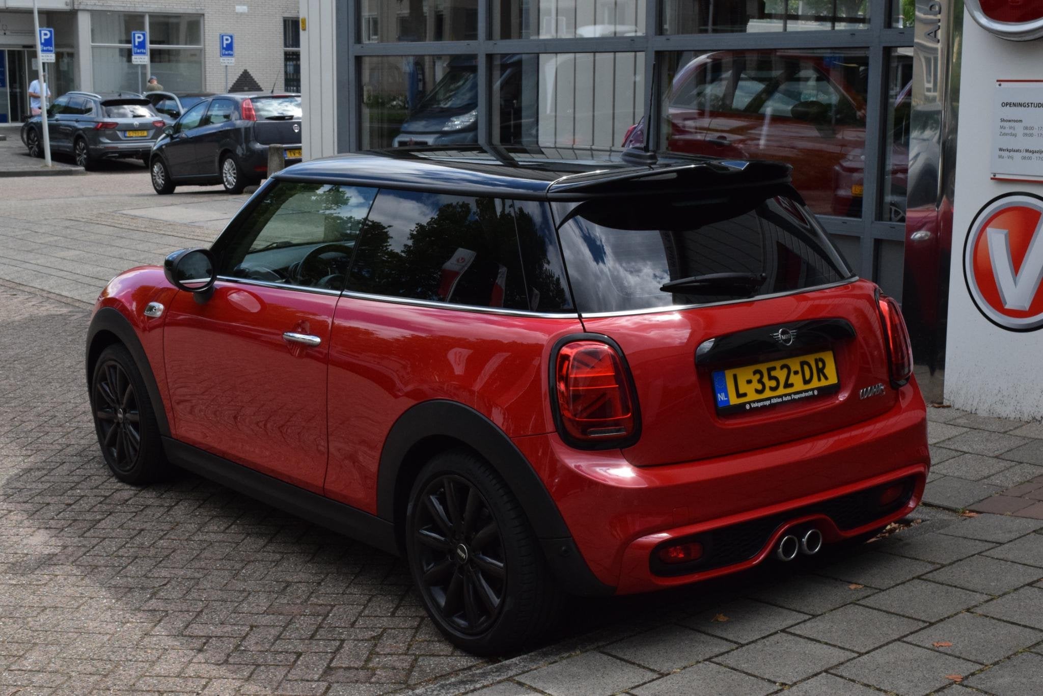 MINI 3-Deurs 2.0 Cooper S|Carplay|AndroidAuto|PDC|LED, Auto's, Mini, Voorwielaandrijving, 1998 cc, 15 km/l, Gebruikt