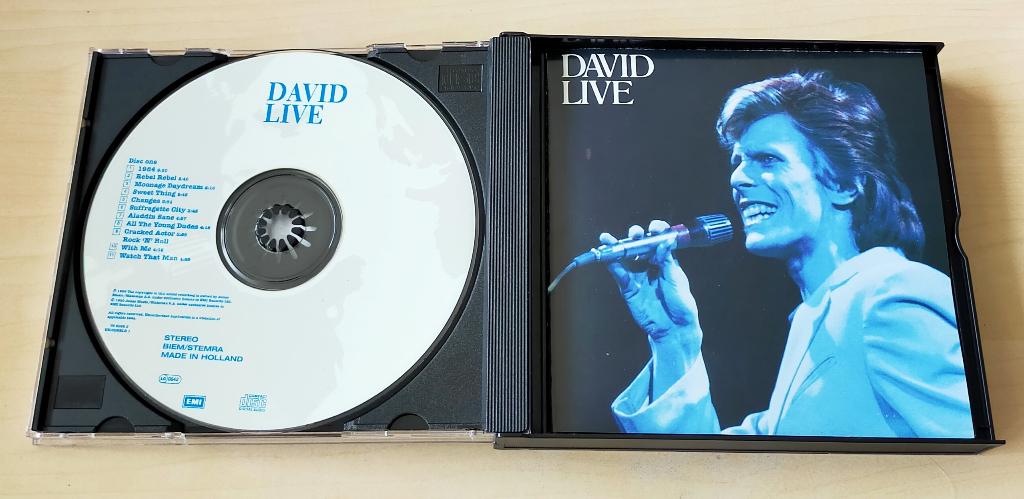 David Bowie - David Live 2CD 1974/1990 Sound+Vision, Cd's en Dvd's, Ophalen of Verzenden, Zo goed als nieuw, Poprock