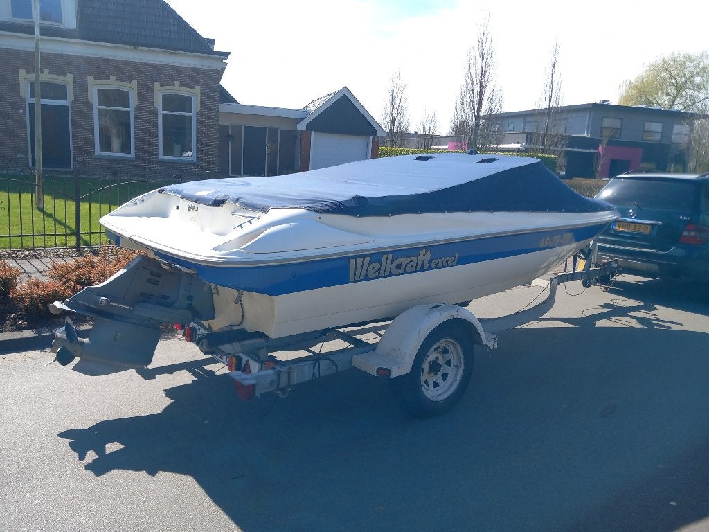 WELLCRAFT EXCEL OPEN PUNT TRAILER TIK IN BLOK, Ophalen, Gebruikt, Binnenboordmotor, 120 tot 200 pk