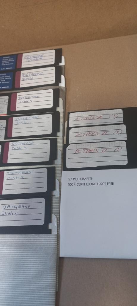 DATAEASE en PCTOOLS diskettes, Ophalen of Verzenden