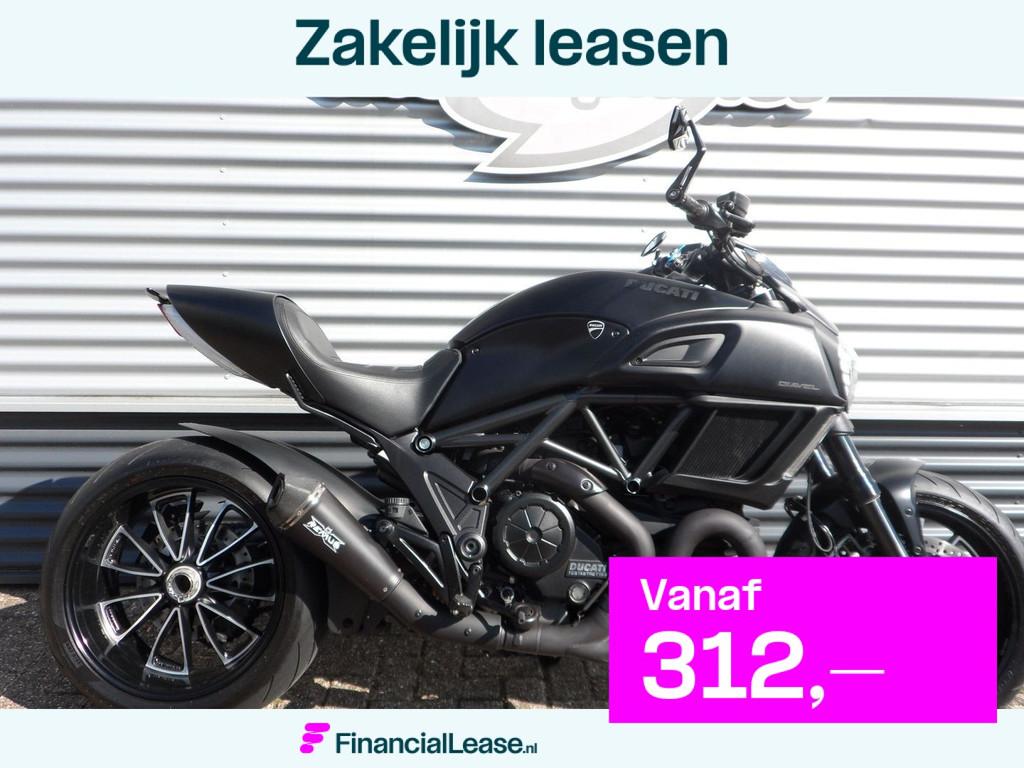DUCATI DIAVEL CARBON - 2017, Motoren, 1198 cc, Bedrijf, Meer dan 35 kW, Naked bike